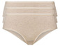Drei Paar beige Unterhosen.