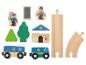 Holzspielset mit Polizeithema, inklusive Figuren, Gebäuden und Eisenbahnschienen.