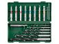 Bohrer- und Schrauberbit-Set in grünem Koffer, inklusive verschiedener Größen von Bohrern und Schrauberbits.