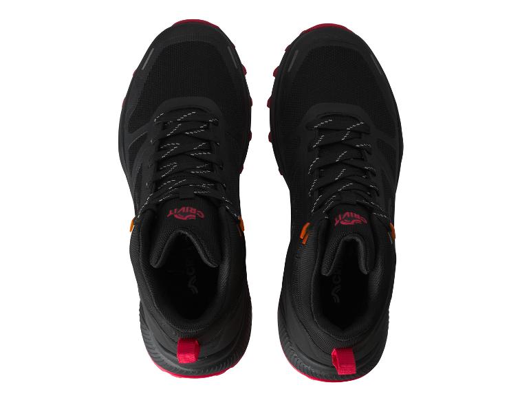 Schwarze Crivit Wanderschuhe.