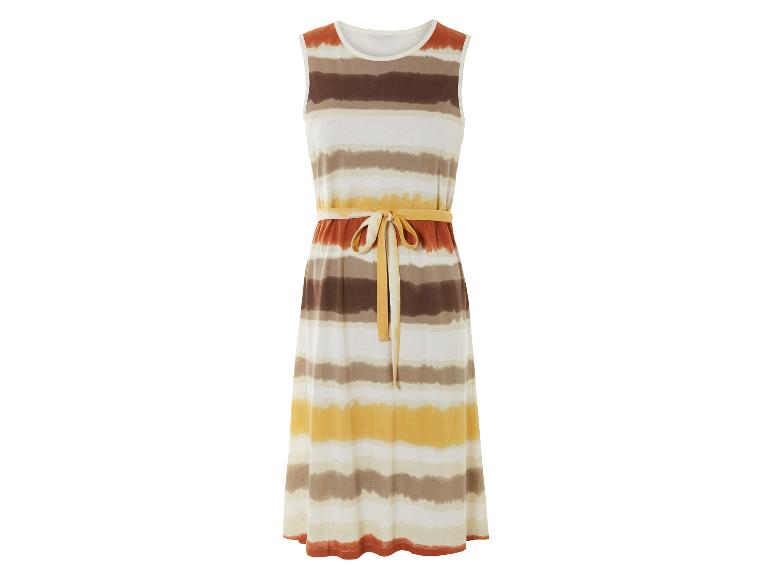 Ein weißes Kleid mit horizontalen Streifen in Brauntönen und einem Gürtel.