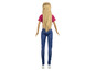 Eine Barbie-Puppe mit blauen Jeans und einem rosa T-Shirt.