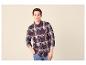 Herren Flanellhemd mit Karomuster und Jeans