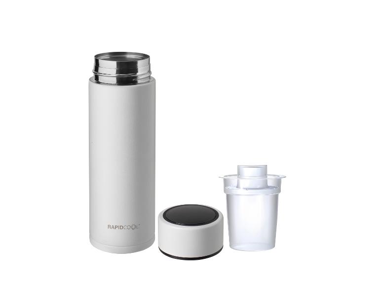 Weiße Rapidcool Thermosflasche mit abgeschraubtem Deckel und transparentem Behälter