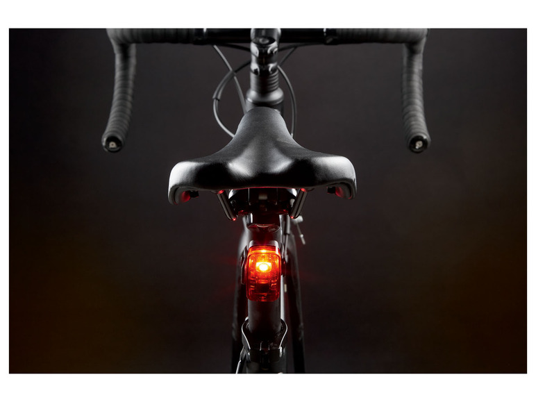 Gehe zu Vollbildansicht: CRIVIT® LED Fahrradleuchtenset - Bild 2