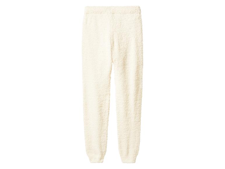 Cremefarbene flauschige Jogginghose.