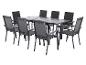 Graues Outdoor-Essset mit ausziehbarem Tisch und acht Stühlen.