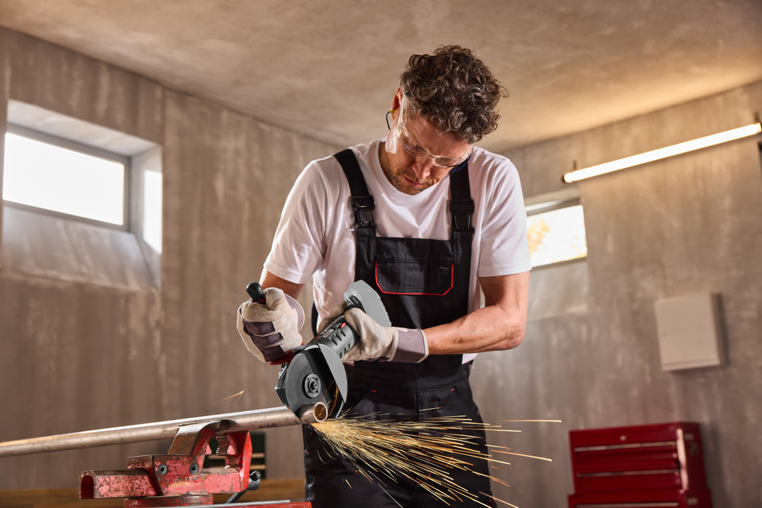 PARKSIDE® 20V Akku-Winkelschleifer »PWSA 20-Li G4«, ohne Akku und Ladegerät – Bild 2 von 4