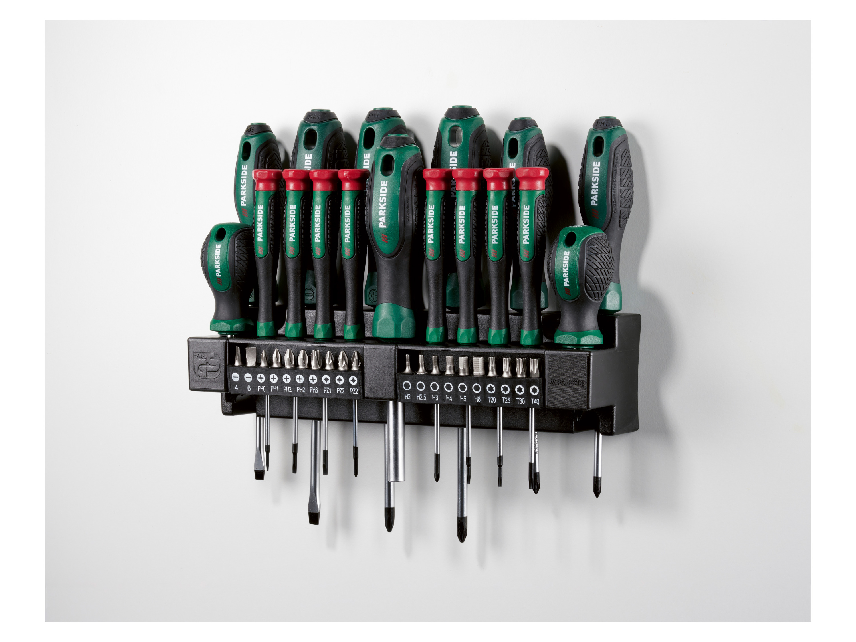 Thumbnail - PARKSIDE® Bit- und Schraubendrehersatz mit Wandhalterung, 37-teilig