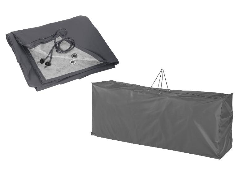Zwei graue Schutzhüllen für Gartenmöbel, eine gefaltet mit Details, eine entfaltet.