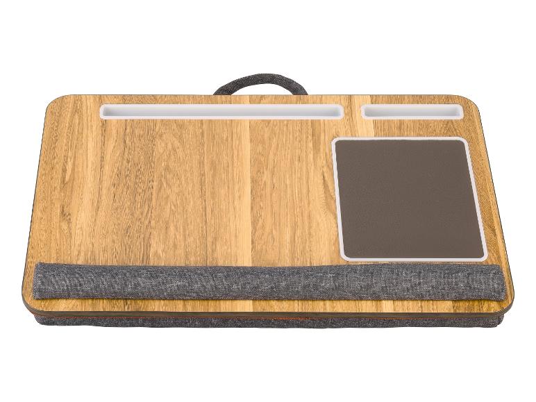 Hölzernes Laptop-Tablett mit grauem Kissen und Griff.