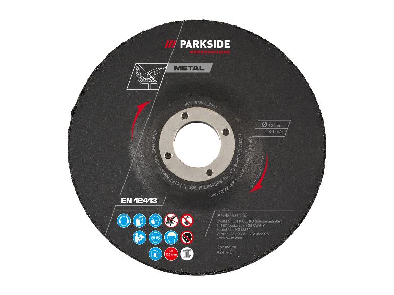 Schwarze Schleifscheibe für Metall mit technischen Spezifikationen und Sicherheitspiktogrammen.