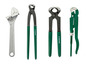 Ein Parkside-Schlüssel, zwei Zangen und eine Rohrzange.