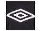 Ein schwarzes T-Shirt mit weißem Umbro-Logo.