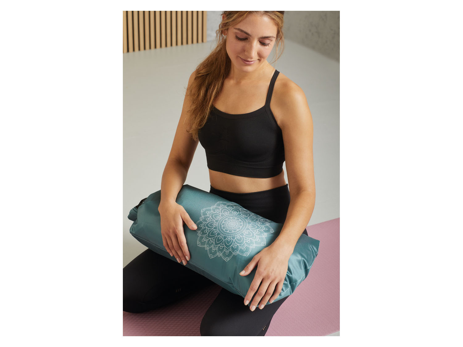 Thumbnail - CRIVIT Multifunktionskissen aufblasbar (Petrol)