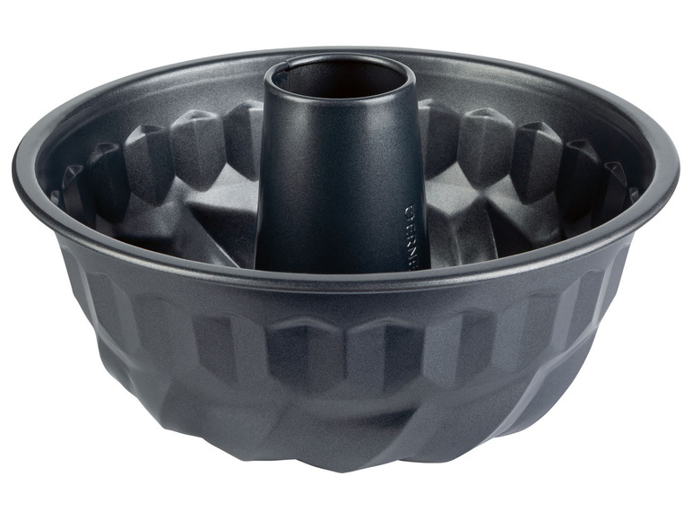 Graue Gugelhupfform zum Backen von Kuchen.