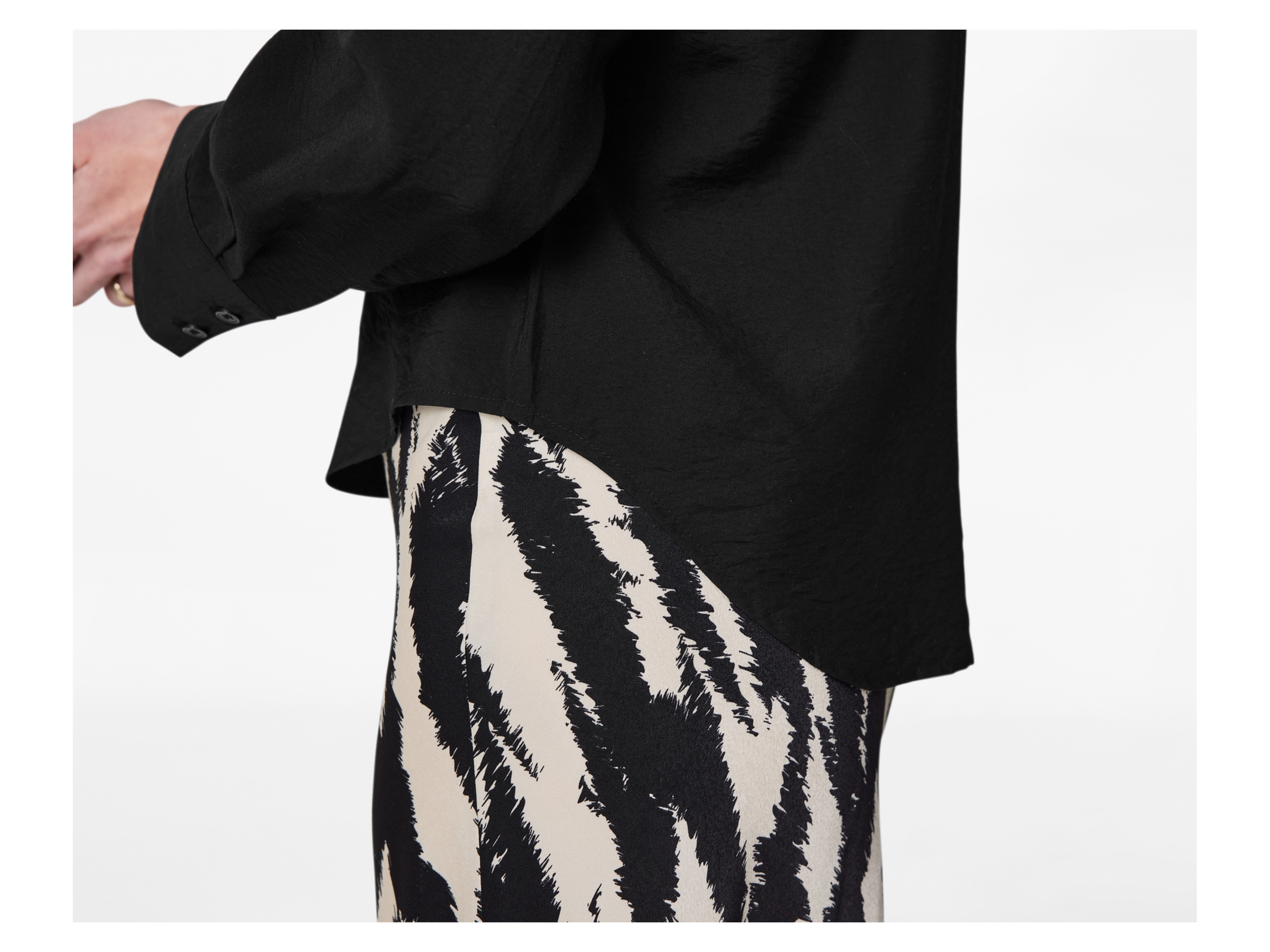 Thumbnail - esmara® Damen Bluse, mit überschnittenen Schultern (Schwarz, 40)