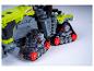 Detail der Räder des LEGO CLAAS TRAC TS Traktors.