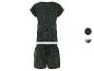 Grünes Leopardenmuster-Pyjama-Set: Top und Shorts.