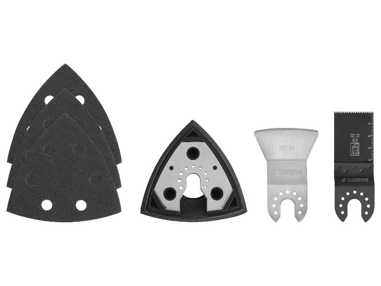 Elektrowerkzeugzubehör, einschließlich dreieckigem Schleifpapier, einer Schleifplatte und zwei Schneidklingen.