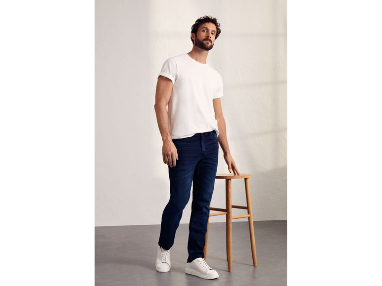 Gehe zu Vollbildansicht: LIVERGY® Herren Jeans, Straight Fit, im 5-Pocket-Style - Bild 5