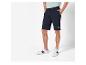 Herren Shorts und Sneaker, Vintage-Stil.