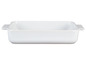 Weiße Auflaufform mit Griffen.