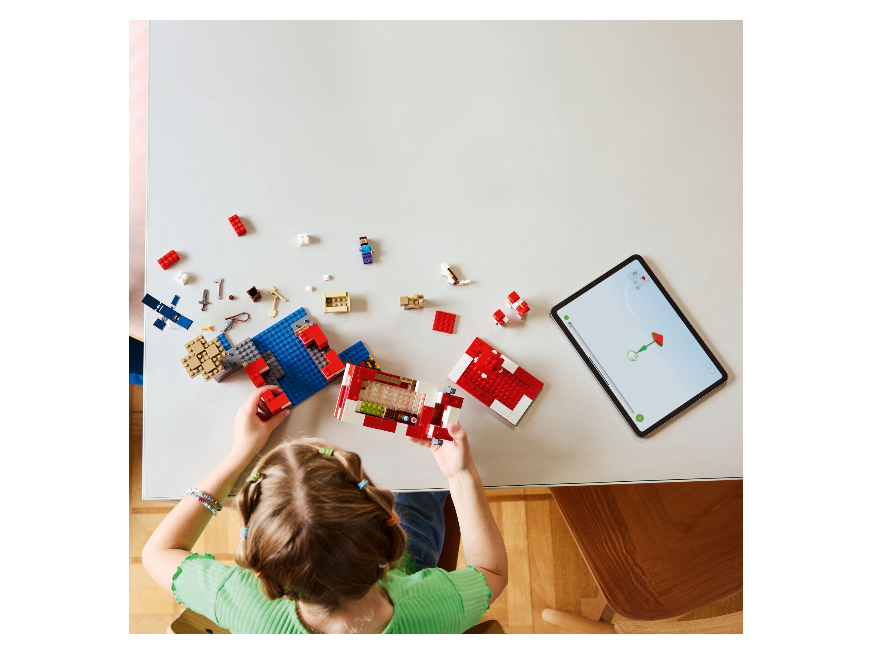 Thumbnail - Lego Minecraft 21270 The Mooshroom House