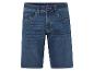 Dunkelblaue Jeans-Shorts.