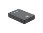 Dunkelgraue Powerbank mit Prozentanzeige und USB-C-Anschluss.