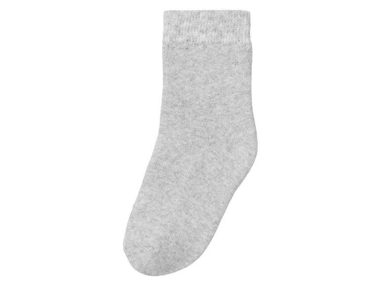 Eine graue Socke für Männer