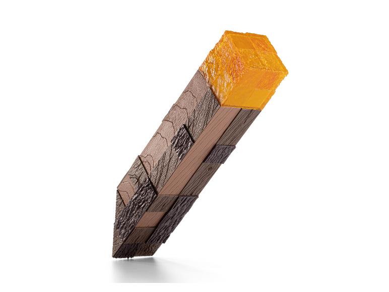 Minecraft-Spielzeugfackel von The Noble Collection auf weißem Hintergrund.