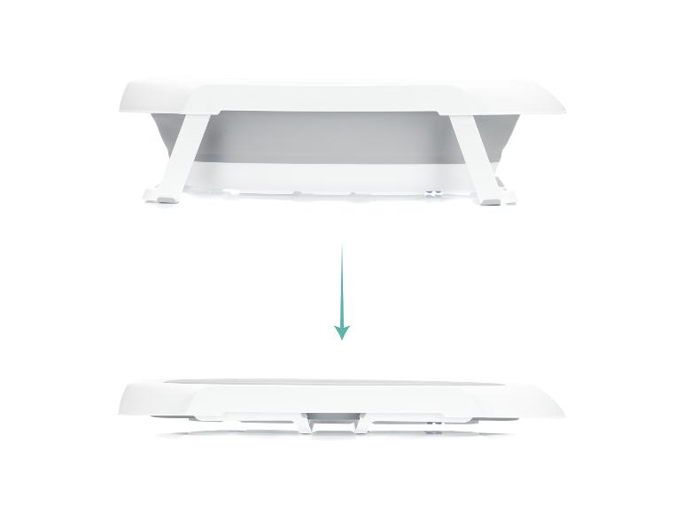 Faltbare Babywanne in Weiß und Grau, aufgeklappt und flach zusammengeklappt dargestellt.