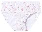 Weiße Kinderunterhose mit kleinen roten Herzmustern.