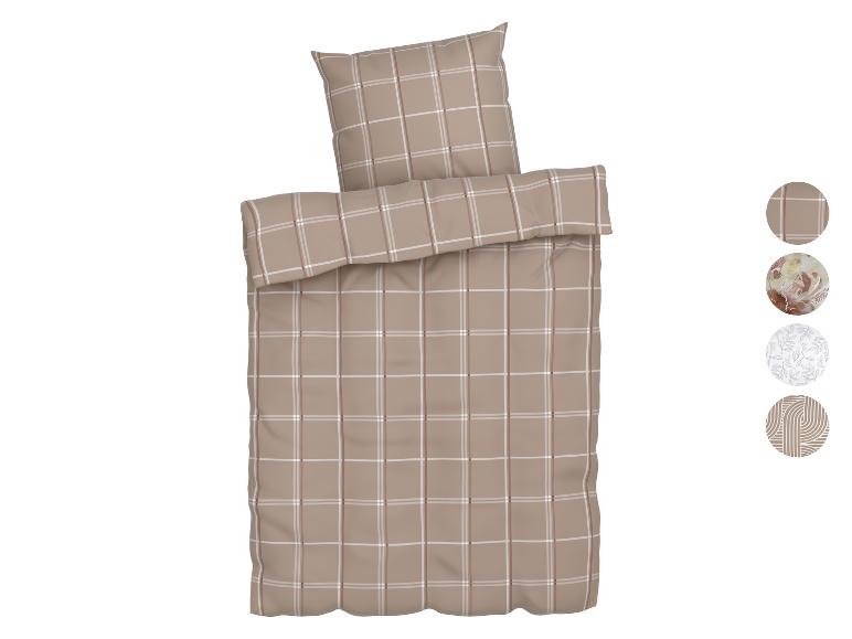 Bettbezug und Kissenbezug mit beigem und weißem Karomuster.