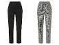 Zwei Hosen: eine schwarze Hose und eine Hose mit Karomuster.