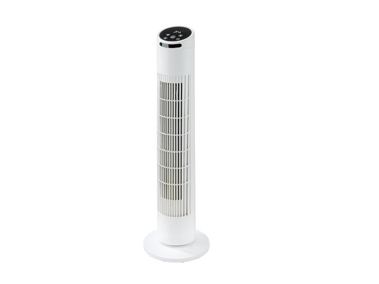 Weißer Turmventilator mit Digitalanzeige '24' und Bedientasten
