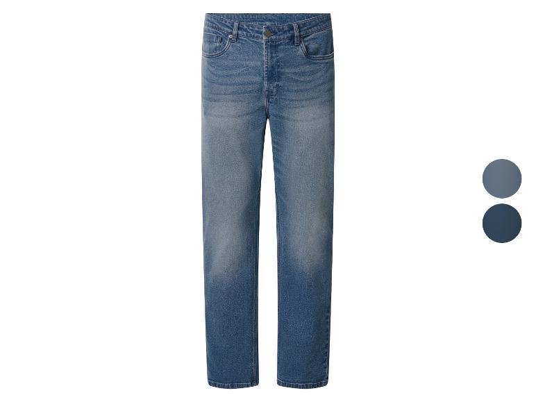 Herren-Jeans mit geradem Bein in mittlerem Blau mit leichter Waschung.