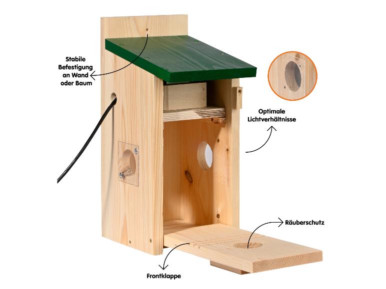 Hölzernes Vogelhaus mit grünem Dach, Kabel und Anleitungen zur Montage und Funktionen.
