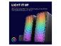 Zwei Lautsprecher mit RGB-Beleuchtung, die auf Musik reagiert, mit dem Text „LIGHT IT UP“.