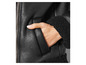 Schwarze Jacke aus Kunstleder mit Fellfutter.
