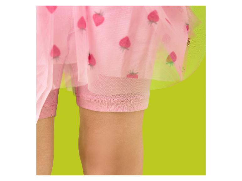 Kinder-Shorts und Tüllrock in Rosa mit Erdbeermuster.