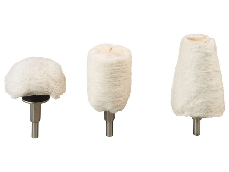 Drei Schleifschwämme in verschiedenen Formen für den Einsatz mit einer Schleifmaschine.