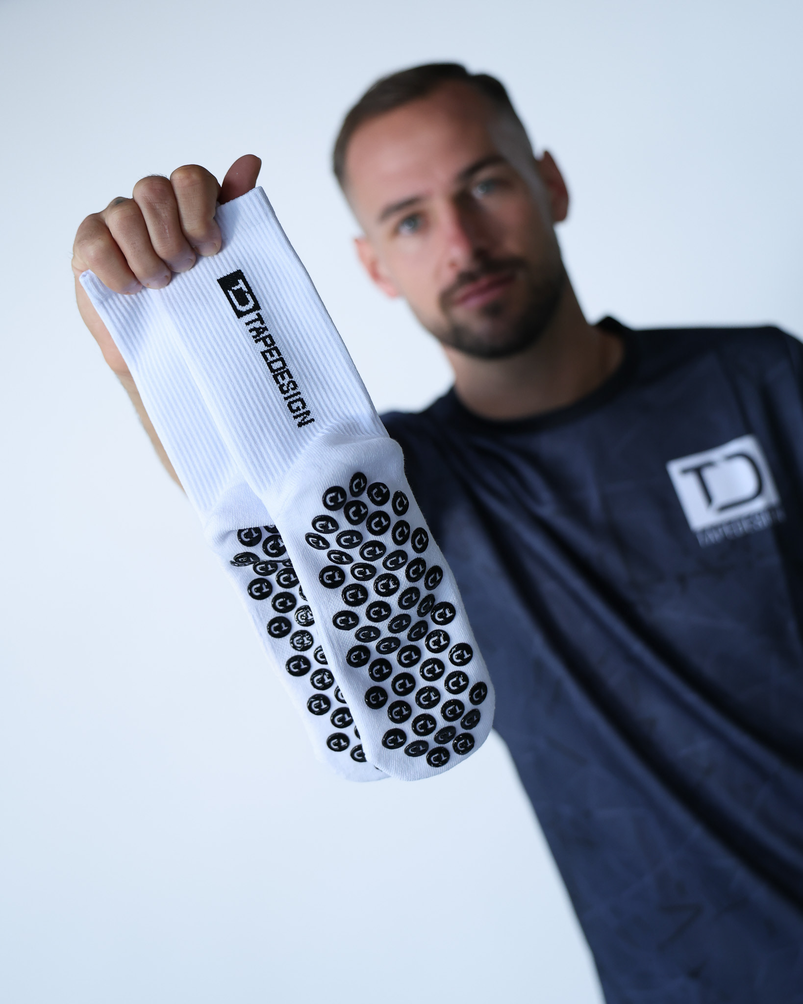 Thumbnail - TAPEDESIGN Gripsocken Multisport (Onesize) (Weiß)