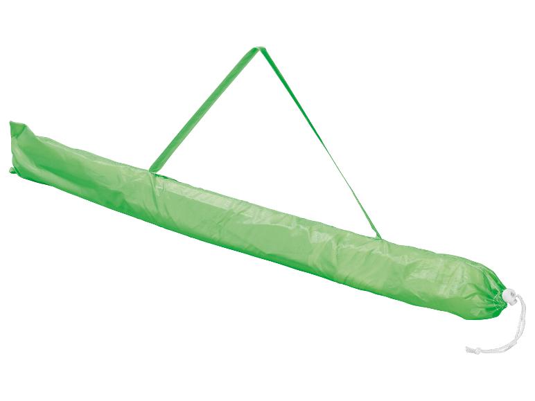 Grüne Tragetasche für Sonnenschirm oder Strandzubehör.