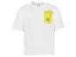 Weißes T-Shirt mit einer kleinen gelben Tasche mit Supermarkt-Logo.