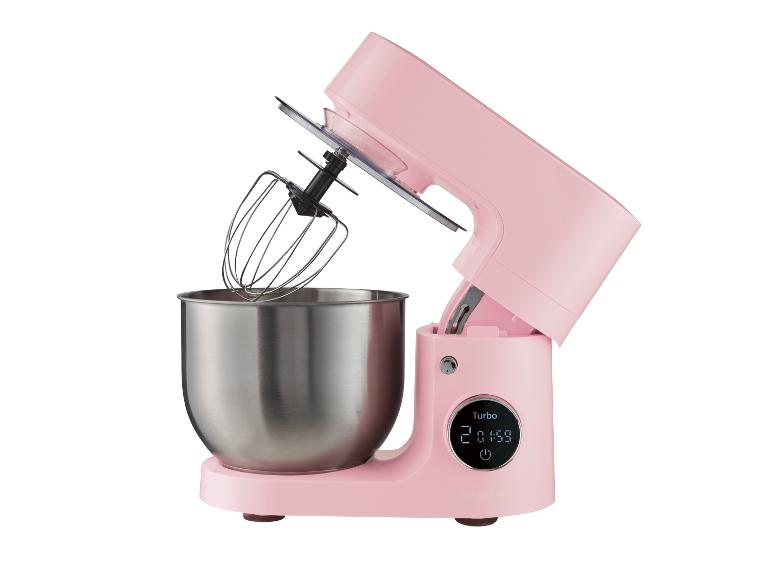 Rosa Küchenmaschine mit Edelstahlschüssel und Schneebesen.