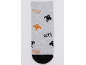 Kindersocken mit Halloween-Motiv: Geister und der Schriftzug 