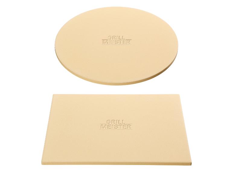 Runder und rechteckiger Pizzastein mit der Aufschrift „GRILL MEISTER“.
