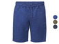 Blaue Chino-Shorts mit Gummizug und Kordelzug.